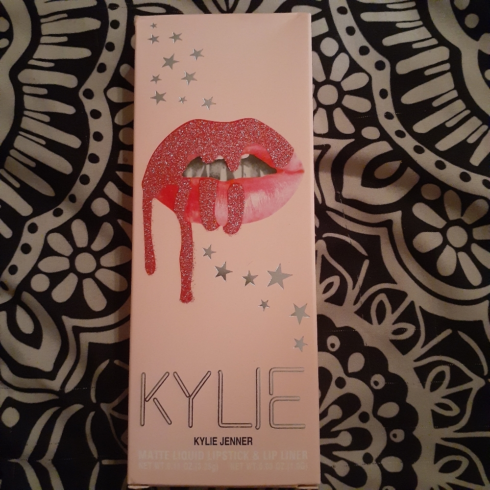 Kylie Lipkit All Nighter